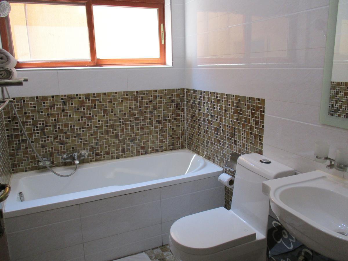 Amaris Hotel Kigali Exteriör bild
