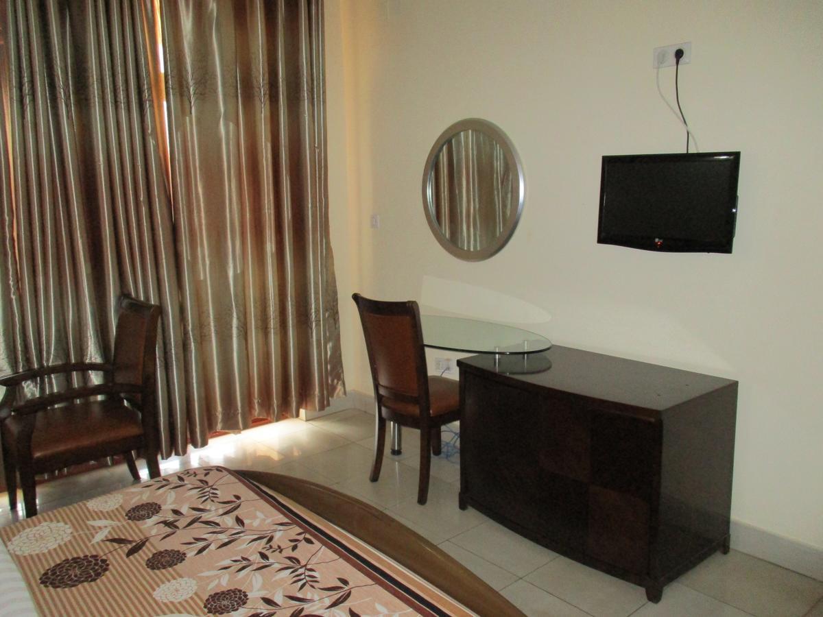 Amaris Hotel Kigali Exteriör bild