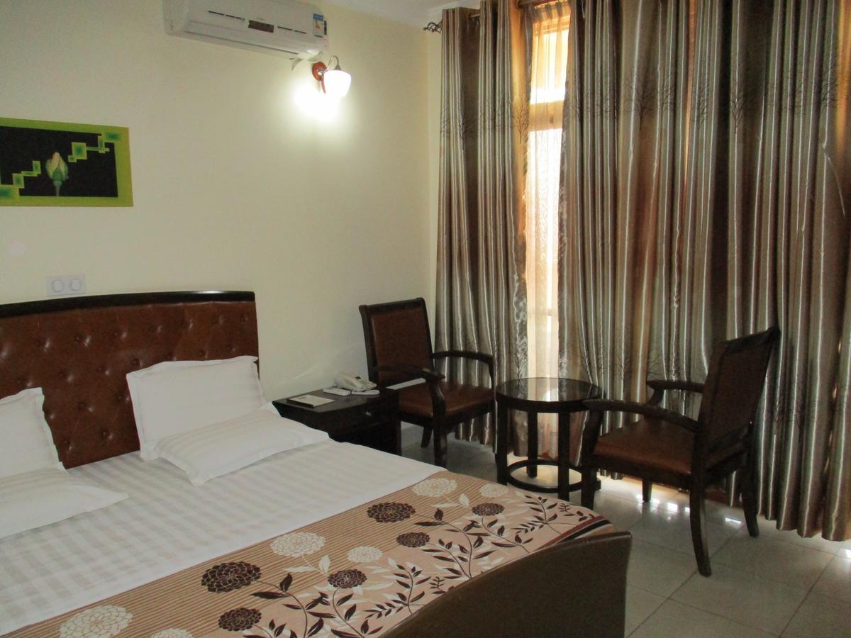 Amaris Hotel Kigali Exteriör bild