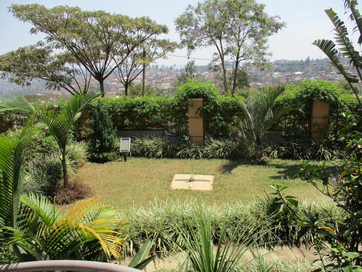 Amaris Hotel Kigali Exteriör bild