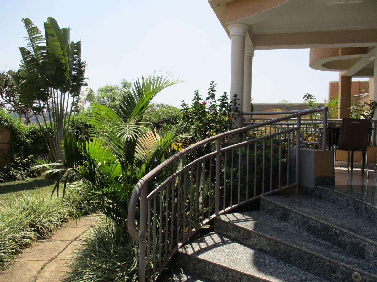 Amaris Hotel Kigali Exteriör bild