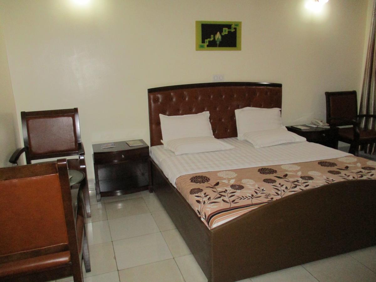 Amaris Hotel Kigali Exteriör bild