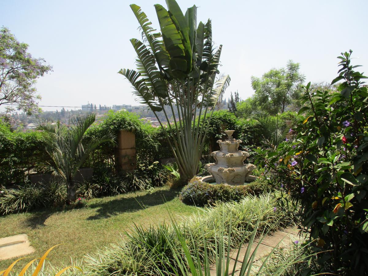 Amaris Hotel Kigali Exteriör bild