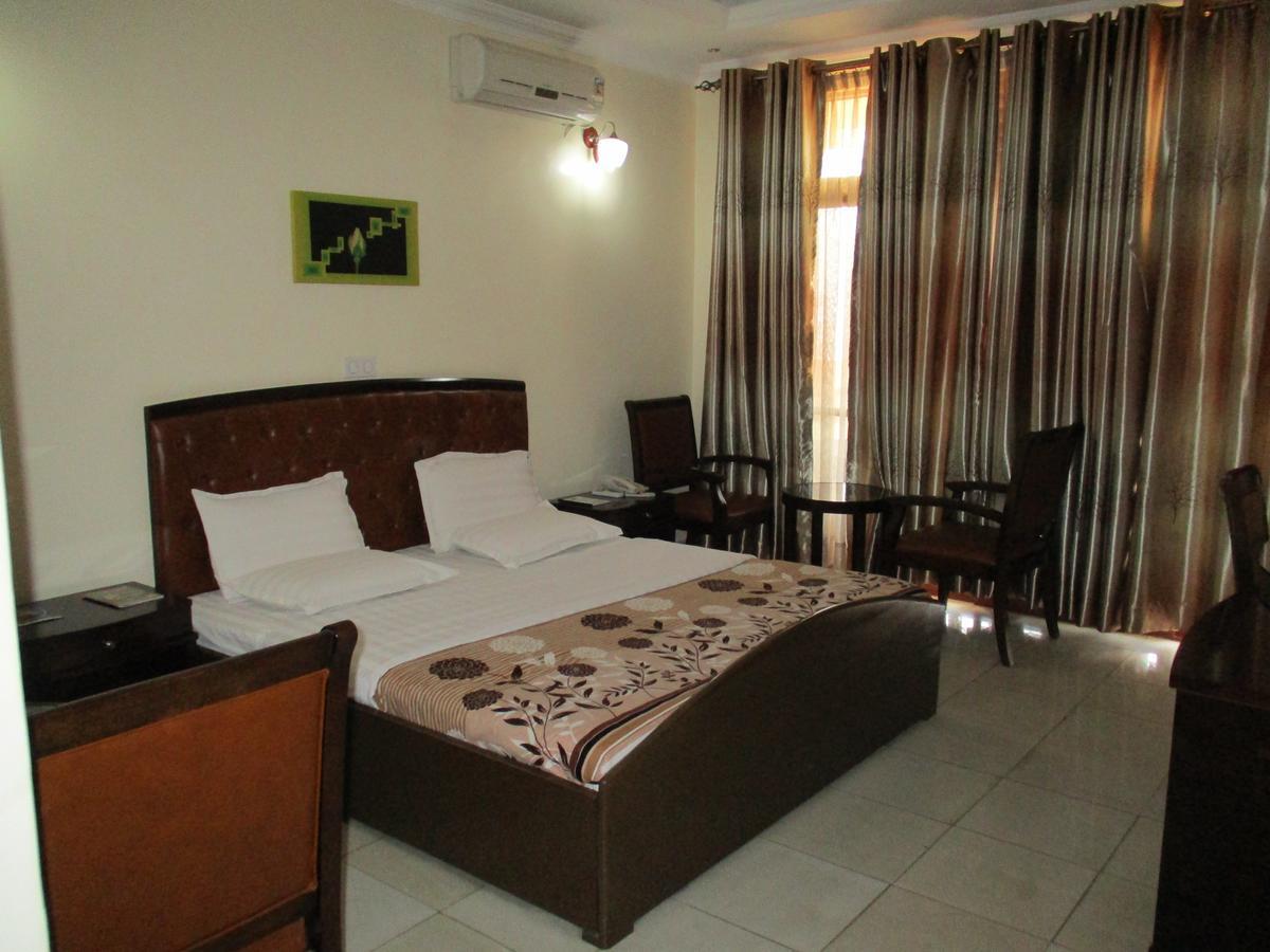 Amaris Hotel Kigali Exteriör bild