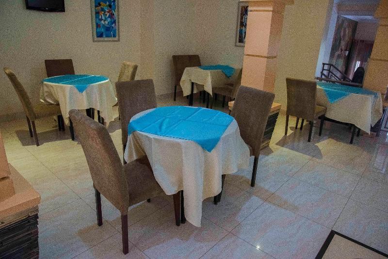 Amaris Hotel Kigali Exteriör bild